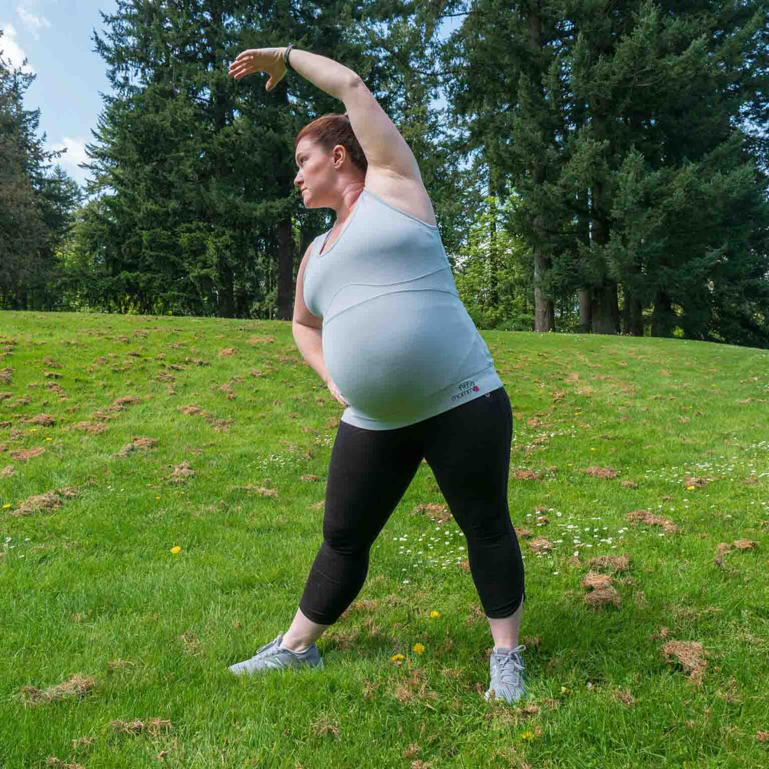 Maternity Activewear for a plus size fit pregnancy